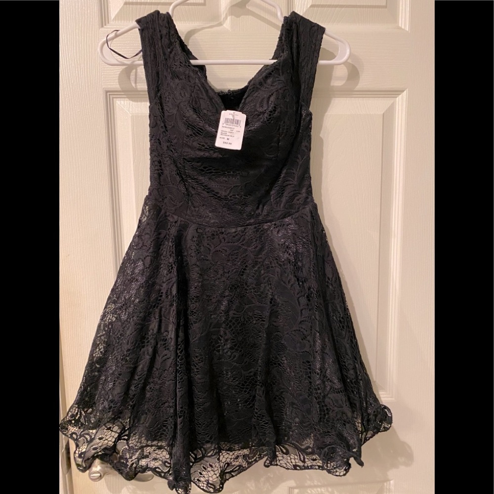 NWT Windsor formal dress